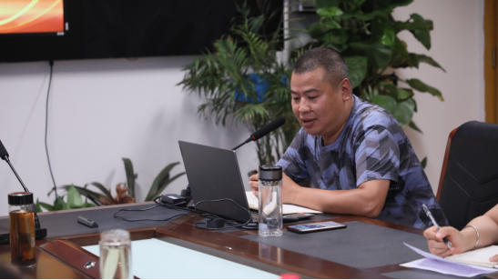开学班主任会议77.png