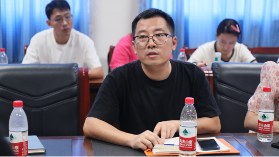 开学班主任会议84.png