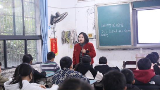 1_冬日送教暖人心，联合教研促成长182.png