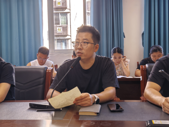2025年秋季开学班主任会112.png