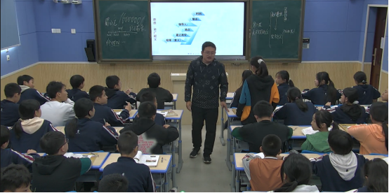 文综组全员赛课简报(1)(1)1028.png